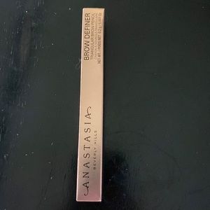Anastasia Beverly Hills brow definer